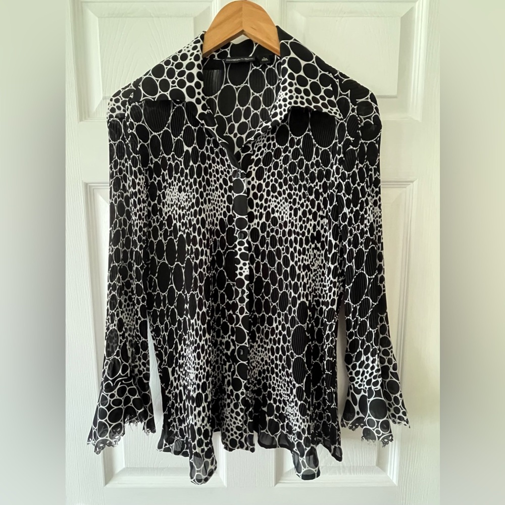 Essentials by Milano shirt
